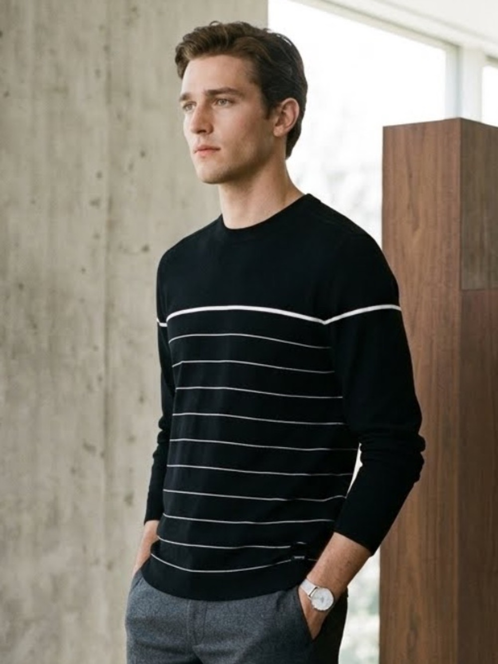 Men’s Theory Arnaud Black Crewneck Merino Sweater with Thin Cream Stripes Small
